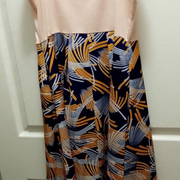 Pink and Blue Patterned Dress - Picture 4 of 6